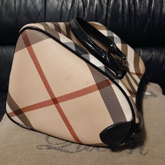 Authentic Burberry Chester Nova Check Patent Bowling Bag Black - Picture 13 of 13